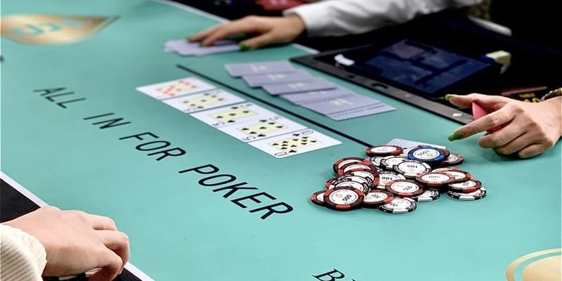 Luật Chơi Poker OK9 - Game Bài Đẳng Cấp Của Thế Giới