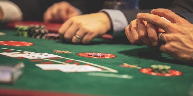Luật Chơi Poker OK9 - Game Bài Đẳng Cấp Của Thế Giới